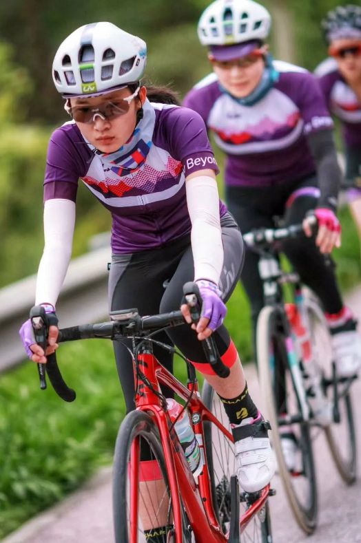 委内瑞拉女子摔跤选手实力浮现一路领先的简单介绍